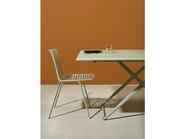Collezione Zebra Fast in alluminio pressofuso sedie poltrone lounge e tavoli